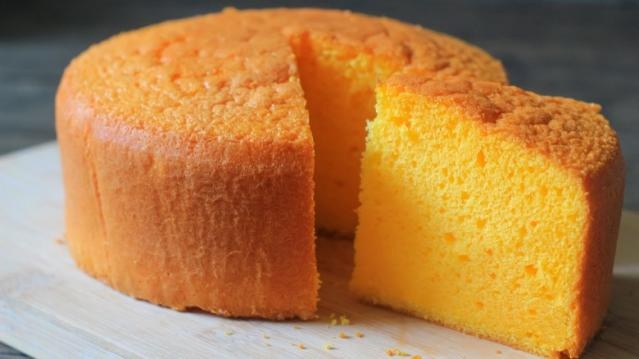 Orange and Almond Chiffon Cake