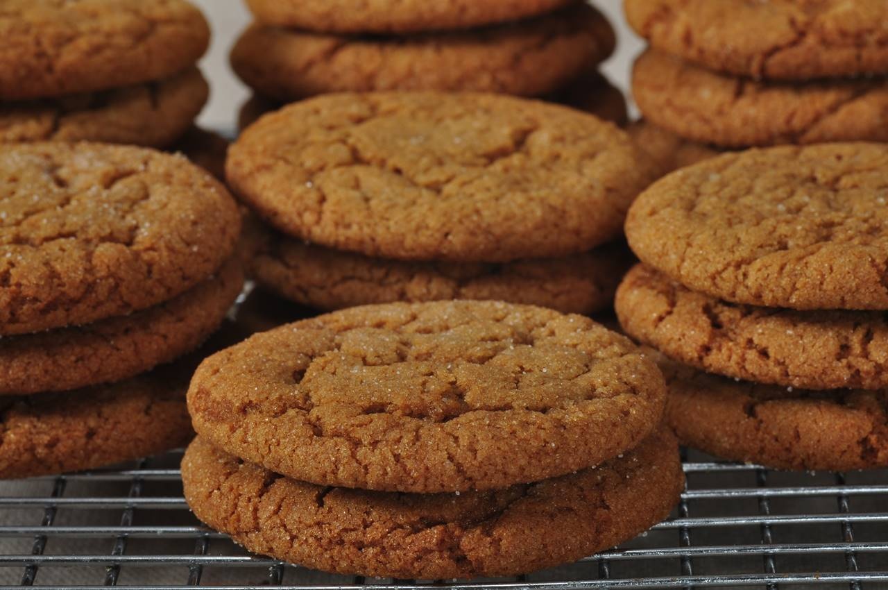 Spicy Molasses Cookies